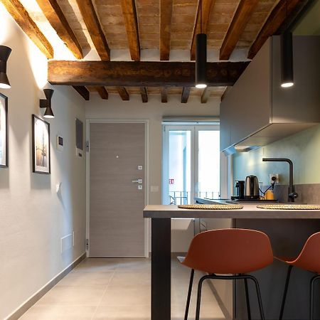 Palais Bernadette Aparthotel Parma Ngoại thất bức ảnh