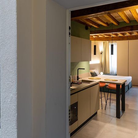 Palais Bernadette Aparthotel Parma Ngoại thất bức ảnh