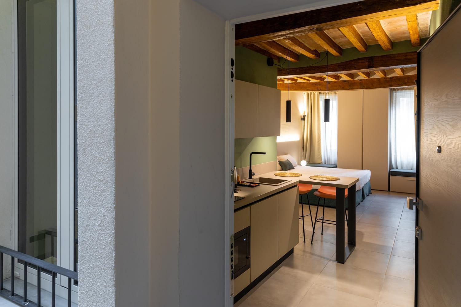 Palais Bernadette Aparthotel Parma Ngoại thất bức ảnh