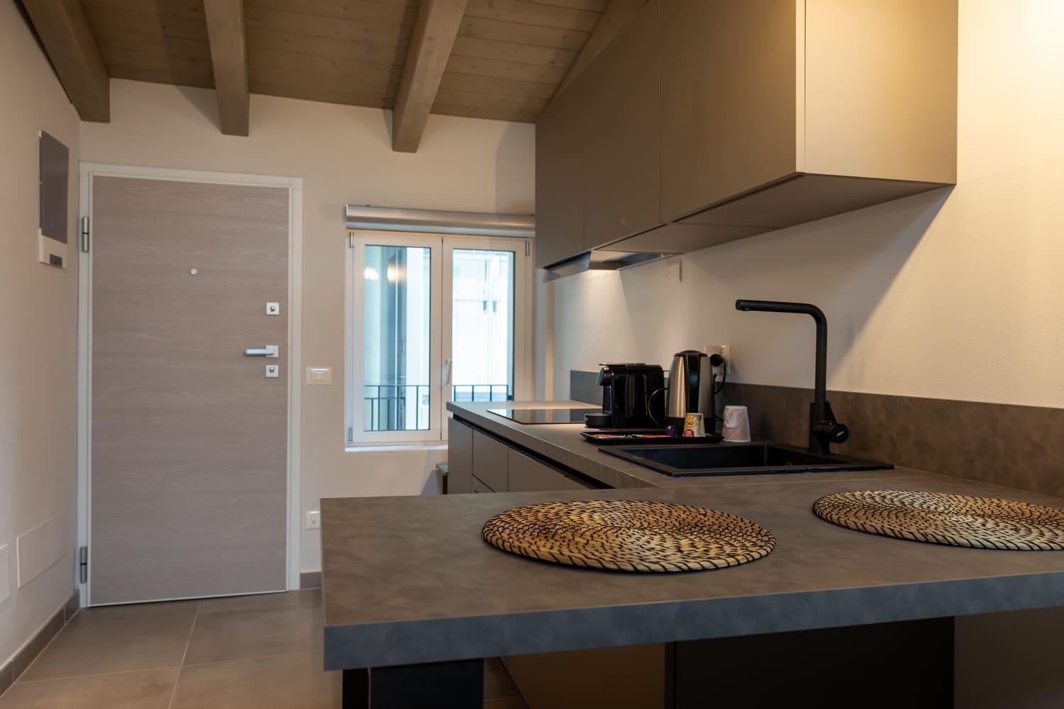 Palais Bernadette Aparthotel Parma Ngoại thất bức ảnh