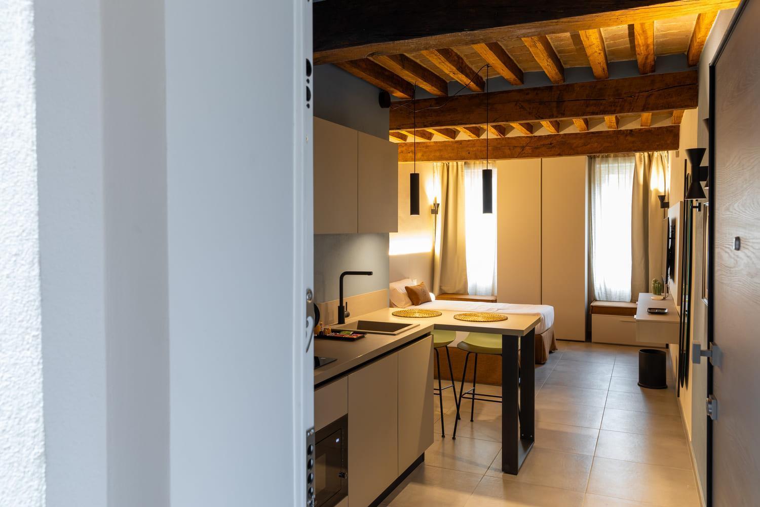 Palais Bernadette Aparthotel Parma Ngoại thất bức ảnh