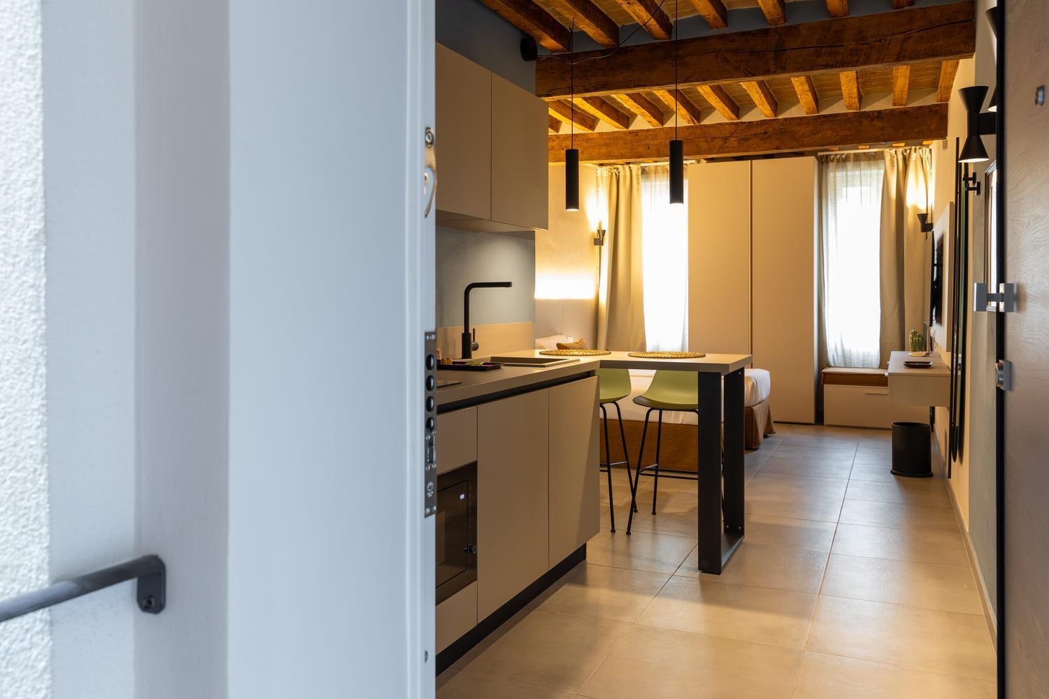 Palais Bernadette Aparthotel Parma Ngoại thất bức ảnh