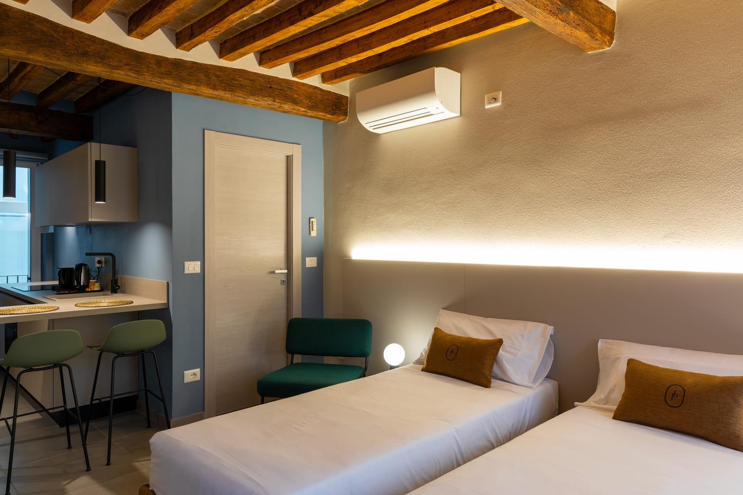 Palais Bernadette Aparthotel Parma Ngoại thất bức ảnh