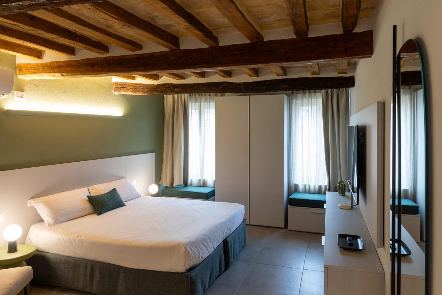 Palais Bernadette Aparthotel Parma Ngoại thất bức ảnh