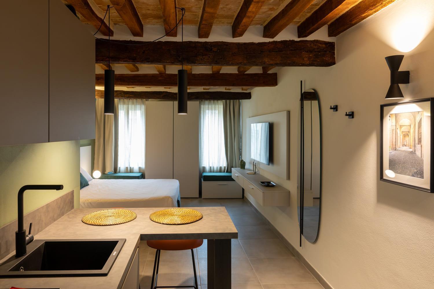 Palais Bernadette Aparthotel Parma Ngoại thất bức ảnh